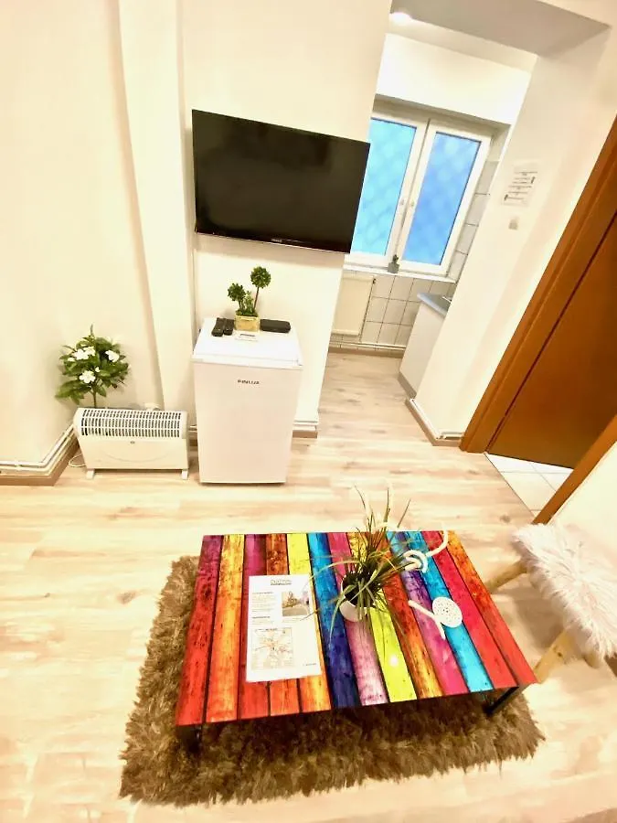 Modern Old Town Central Apartment Bukarest